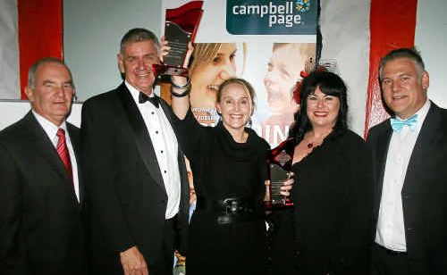 Sponsors Peter Read (Daily News), John Randall (Chamber of Commerce) and Donna Neale-Arnold and Wayne Langford (Heritage Building Society) with Veronica Youngblutt (centre) from Black Toyota – the 2010 Business Excellence Awards overall winner. Sponsors Peter Read (Daily News), John Randall (Chamber of Commerce) and Donna Neale-Arnold and Wayne Langford (Heritage Building Society) with Veronica Youngblutt (centre) from Black Toyota – the 2010 Business Excellence Awards overall winner.